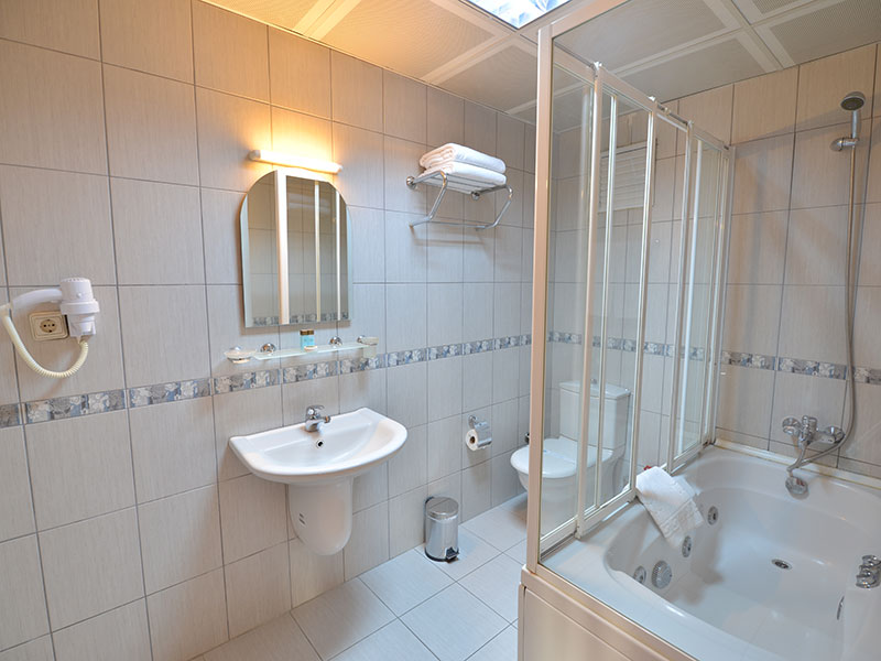 İstanbul Kadıköy *** Yıldızlı Otel İnşaatı